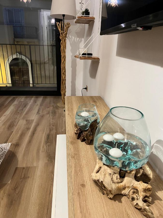 Al Vicolo Stretto Apartment Brancaleone Marina Ngoại thất bức ảnh